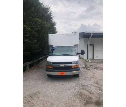 2014 Chevrolet Express Commercial Cutaway for sale is a White 2014 Chevrolet Express Car for Sale in Omaha NE