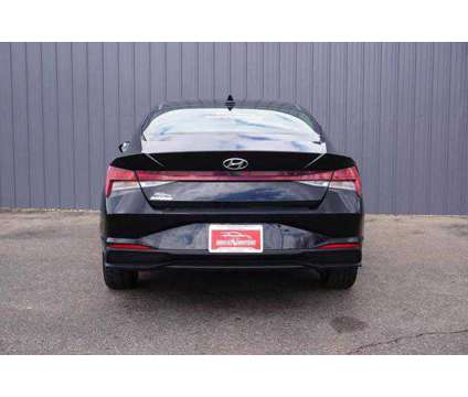 2022 Hyundai Elantra for sale is a Black 2022 Hyundai Elantra Car for Sale in Thornton CO