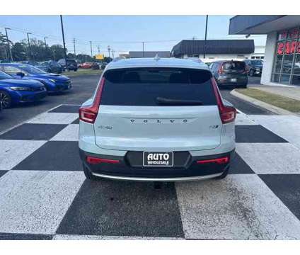2019 Volvo XC40 Momentum is a Blue 2019 Volvo XC40 Car for Sale in Wilmington NC