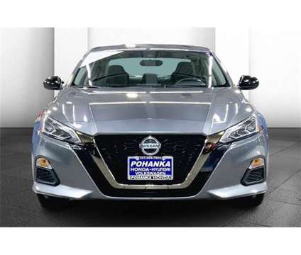 2022 Nissan Altima 2.5 SR is a 2022 Nissan Altima 2.5 Trim Car for Sale in Capitol Heights MD