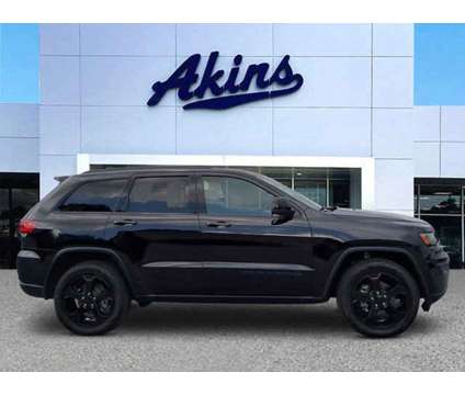 2019 Jeep Grand Cherokee Upland is a Black 2019 Jeep grand cherokee Upland Car for Sale in Winder GA