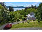 Stunning Hood Canal Retreat with View