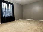 Condo For Rent In Rolling Meadows, Illinois