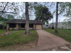 Home For Sale In Columbus, Texas