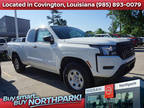 2024 Nissan frontier White, new