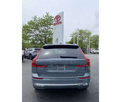 2022 Volvo XC60 B5 Inscription is a Grey 2022 Volvo XC60 3.2 Trim SUV in Akron OH