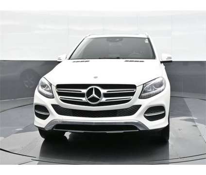 2017 Mercedes-Benz GLE GLE 350 4MATIC is a White 2017 Mercedes-Benz G SUV in Kansas City MO