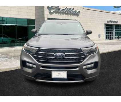 2022 Ford Explorer XLT is a Grey 2022 Ford Explorer XLT SUV in Albany NY