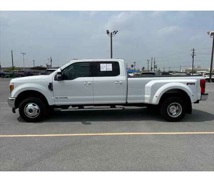 2017 Ford F-350 LARIAT is a White 2017 Ford F-350 Lariat Truck in Brownsville TX