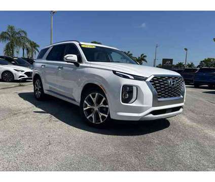 2021 Hyundai Palisade Limited is a White 2021 SUV in Stuart FL