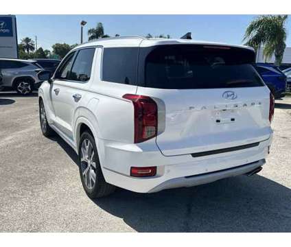 2021 Hyundai Palisade Limited is a White 2021 SUV in Stuart FL