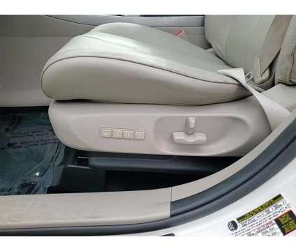 2010 Mazda CX-7 s Grand Touring is a White 2010 Mazda CX-7 s Grand Touring SUV in Elmhurst IL