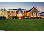 43151 Meadow Grove Dr, Ashburn, VA 20147