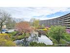 Sunny Modern Winchester 2 Bed Condo with Balcony & Pool! Utils Incl!
