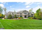 1058 Autumn Mist Ln, Great Falls, VA 22066