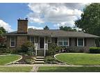 2940 Maplewood Dr Se, East Grand Rapids, Mi 49506