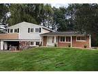 2862 Rossmoor Cir, Bloomfield Hills, Mi 48302