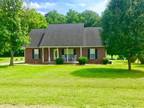Home For Sale In Pleasant View, Tennessee