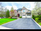 Mississauga 4BR 4.5BA, Nestled within the picturesque