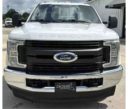 2019 Ford F350 Super Duty Crew Cab for sale is a White 2019 Ford F-350 Super Duty Car for Sale in Zachary LA