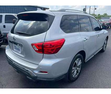 2019 Nissan Pathfinder for sale is a Silver 2019 Nissan Pathfinder Car for Sale in Memphis TN
