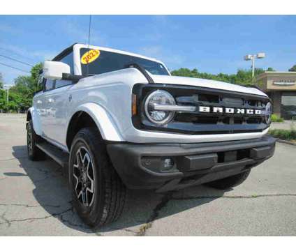 2023UsedFordUsedBroncoUsed4 Door 4x4 is a White 2023 Ford Bronco Car for Sale in Jefferson City TN