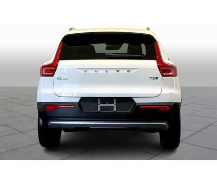 2019UsedVolvoUsedXC40UsedT5 AWD is a White 2019 Volvo XC40 Car for Sale