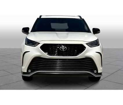 2021UsedToyotaUsedHighlanderUsedFWD (GS) is a White 2021 Toyota Highlander Car for Sale in Houston TX