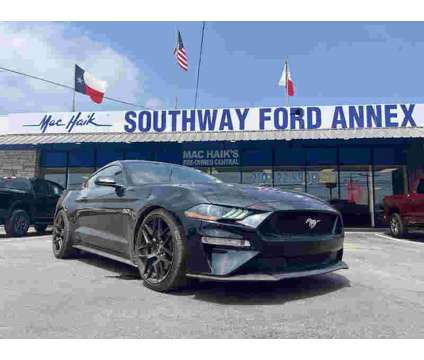 2022UsedFordUsedMustang is a Black 2022 Ford Mustang Car for Sale in San Antonio TX