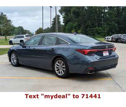 2021 Toyota Avalon XLE is a Blue 2021 Toyota Avalon XLE Car for Sale in Natchez MS