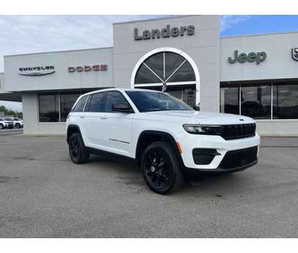 2024 Jeep Grand Cherokee Altitude is a White 2024 Jeep grand cherokee Altitude Car for Sale in Covington TN