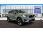 2024 Volvo XC40 Plus Bright Theme