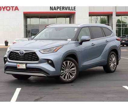 2021 Toyota Highlander Hybrid Platinum is a Blue 2021 Toyota Highlander Hybrid in Naperville IL