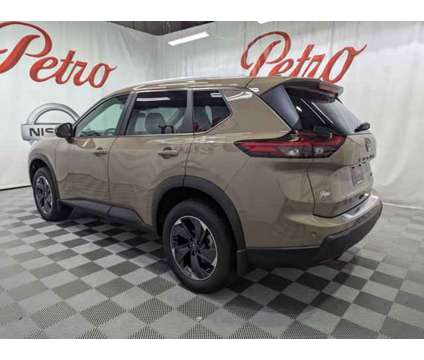 2024 Nissan Rogue SV is a 2024 Nissan Rogue SV Car for Sale in Hattiesburg MS