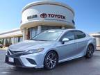 2019 Toyota Camry Silver, 52K miles