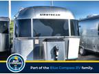 2024 Airstream Classic 30RB Twin