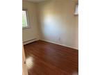 Flat For Rent In Pearl River, New York