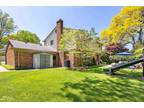 Home For Sale In Grosse Pointe Woods, Michigan