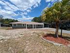 Home For Sale In Babson Park, Florida