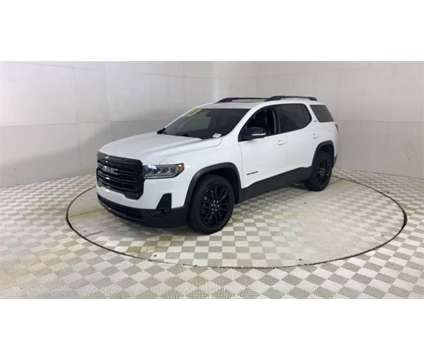 2023 GMC Acadia SLT is a White 2023 GMC Acadia SLT SUV in Southfield MI