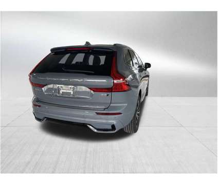 2024 Volvo XC60 B5 Core is a Grey 2024 Volvo XC60 3.2 Trim SUV in Miami FL
