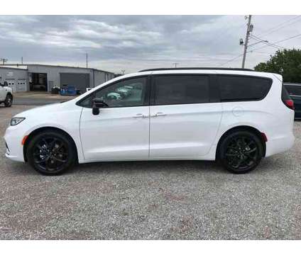 2024 Chrysler Pacifica Touring L is a White 2024 Chrysler Pacifica Touring Car for Sale in Vandalia IL