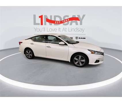 2019 Nissan Altima 2.5 SL is a White 2019 Nissan Altima 2.5 SL Sedan in Manassas VA