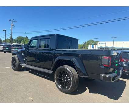 2022 Jeep Gladiator Overland is a Black 2022 Overland Truck in Gladstone OR