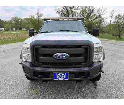 2011 Ford F-450SD XL DRW is a White 2011 Ford F-450 XL Car for Sale in Milwaukee WI