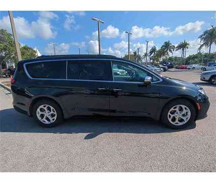 2022 Chrysler Pacifica Limited is a Black 2022 Chrysler Pacifica Limited Car for Sale in Naples FL