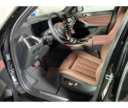 2025 BMW X5 xDrive40i is a Black 2025 BMW X5 4.6is SUV in Brooklyn NY