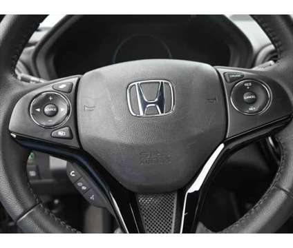 2020 Honda HR-V AWD Sport is a 2020 Honda HR-V Station Wagon in Dubuque IA