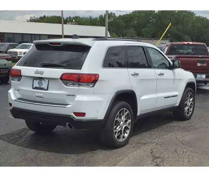 2022 Jeep Grand Cherokee WK Limited 4x4 is a White 2022 Jeep grand cherokee SUV in Springfield IL