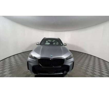 2025 BMW X5 xDrive40i is a Grey 2025 BMW X5 3.0si SUV in Freeport NY